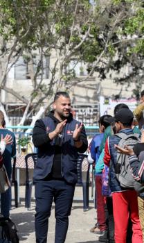 نشاط توعوي في غزة حول مخلفات الحرب يستهدف الأطفال ضمن مشروع (MAG)